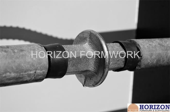 Conector de retención de agua para evitar la filtración de agua a lo largo de la barra de hilo